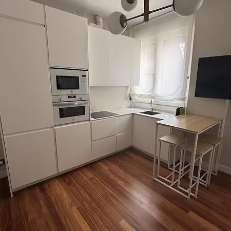 Apartment In Bilbao Center Apartment *